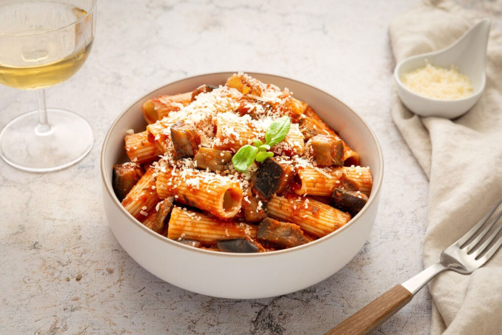 Pasta alla Norma – Ein sizilianisches Meisterstück auf dem Teller