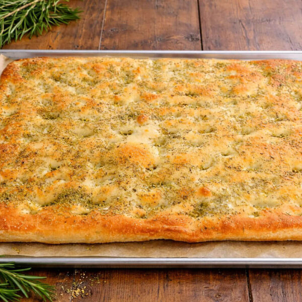 Focaccia Rosmarino 60x40cm SFORNO, Hausgemacht bei Centro Italia. Italienisches Catering